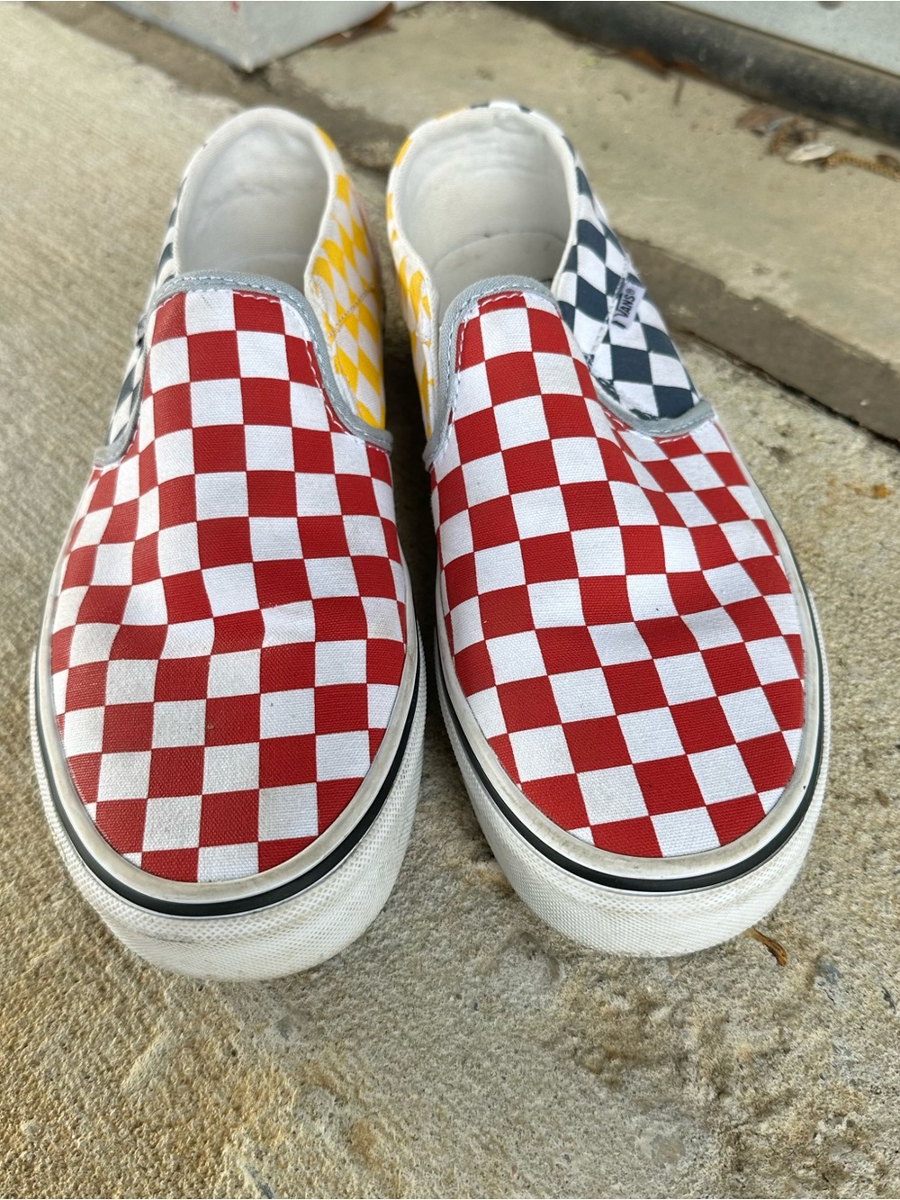Women’s VANS Size 8 Shoes - Picture 5 of 8